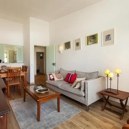 B86 - Beachline In Da شقة *