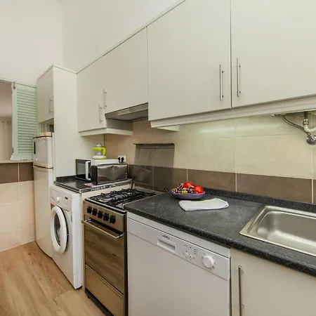 B86 - Beachline In Da Luz